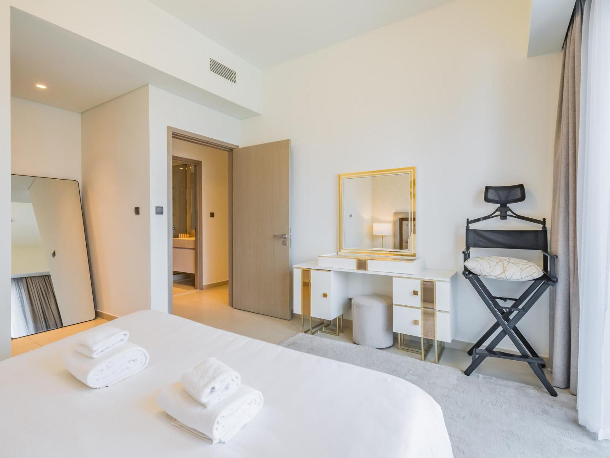 Apartment Trps - Act One Act Two Towers, Downtown - 3br Maid With Iconic Burj Khalifa View *